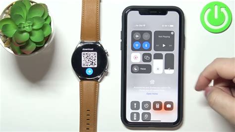 smartwatch that pairs with iphone